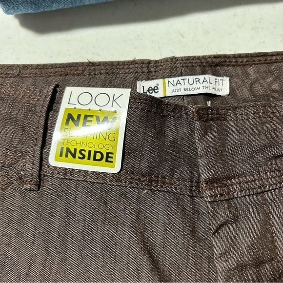 New Lee Natural Fit 14 Petite Stretch Brown Slimming BNWT - Picture 2 of 5